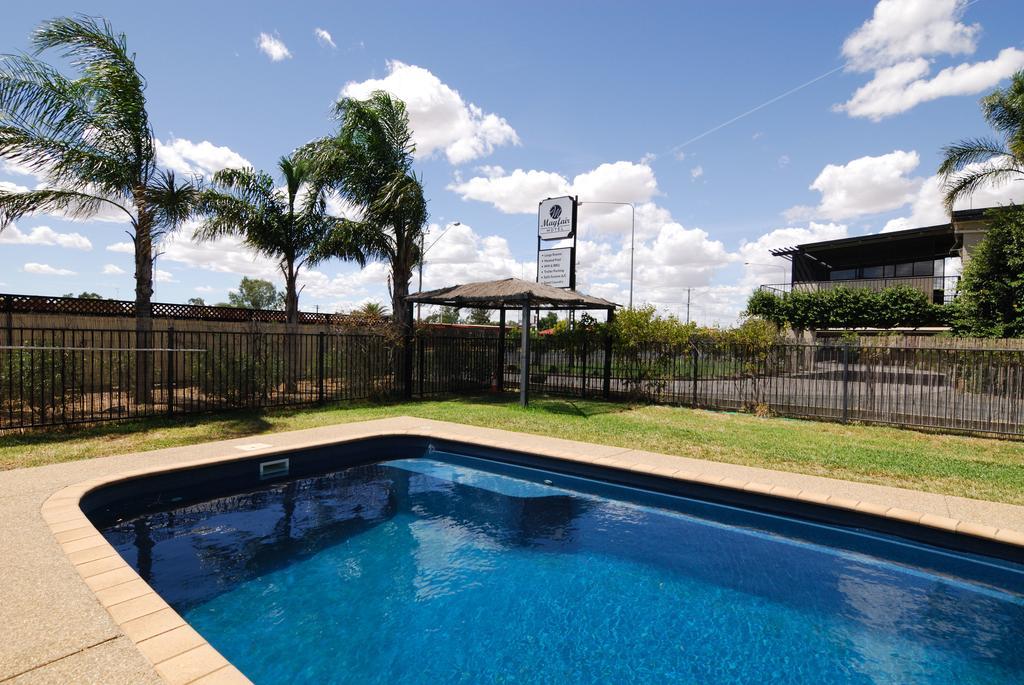 Mayfair Motel West Wyalong Exterior photo